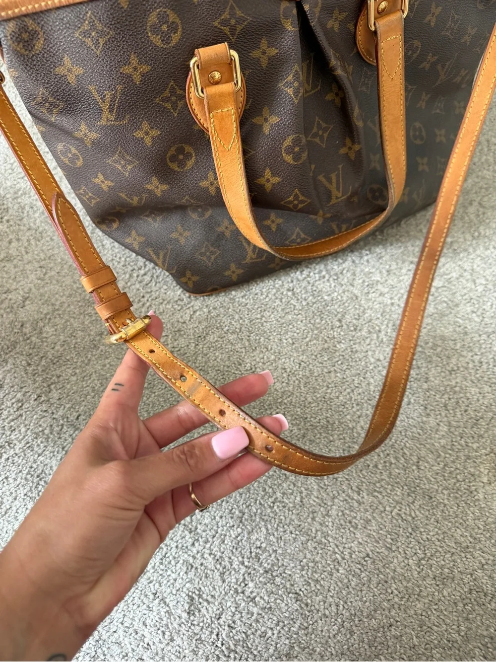 Louis Vuitton Monogram Canvas Tote in Brown with Tan Leather Trim - Picture 9 of 9